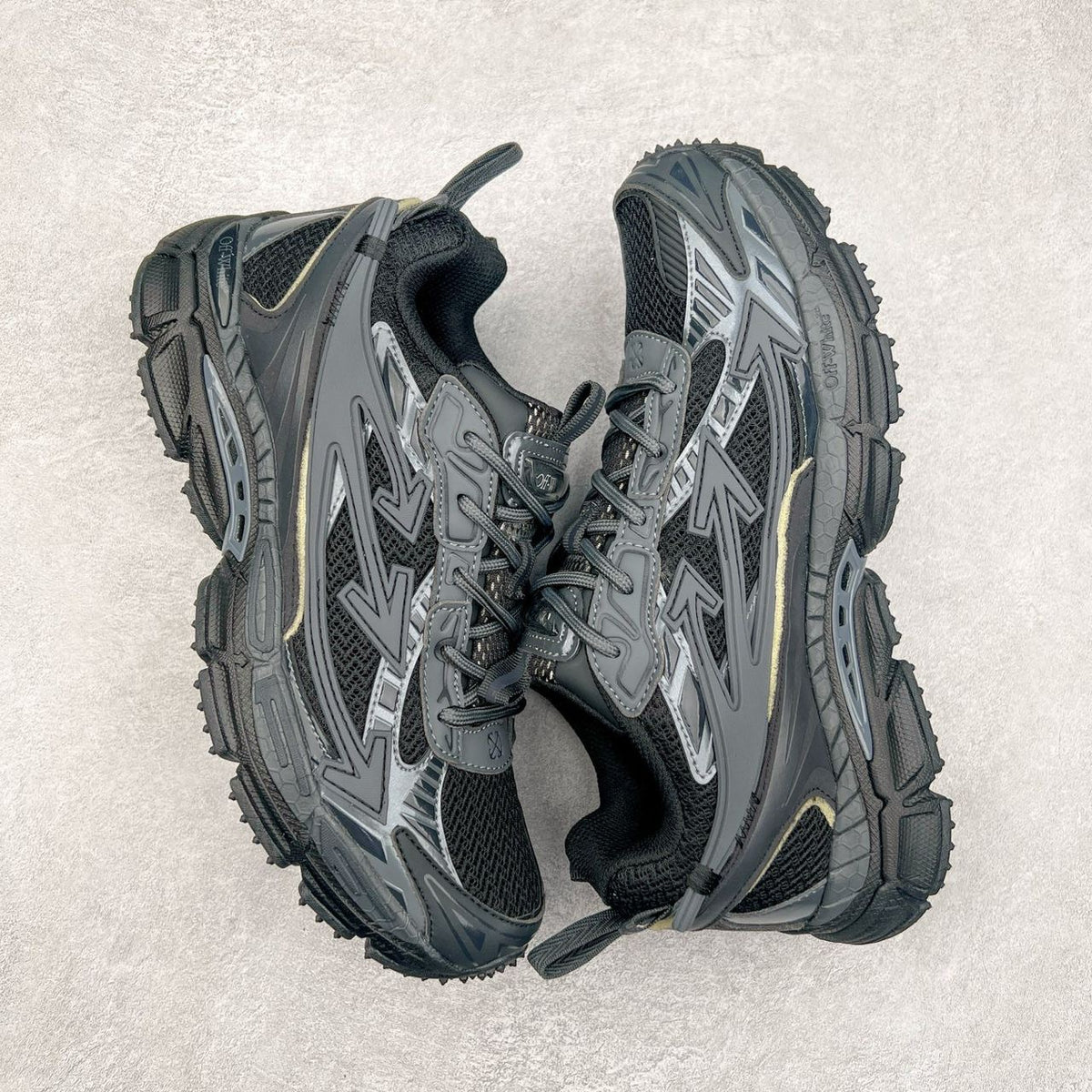 Zapatillas Urbanas Off-White "Be Right Back" Negras | Estilo Premium