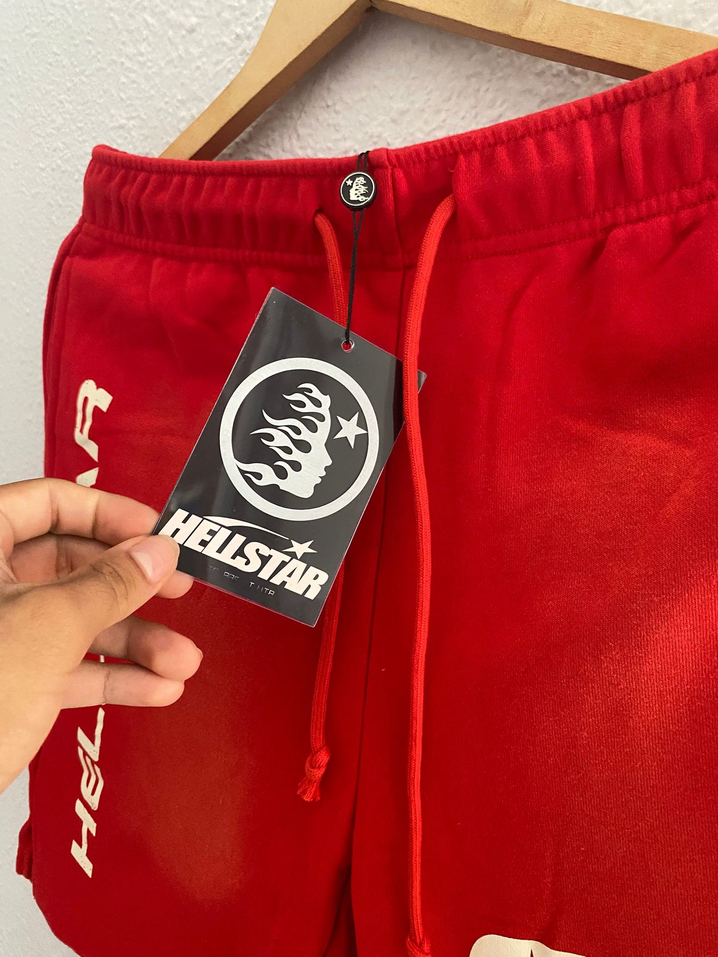 Pantalón corto Hellstar rojo