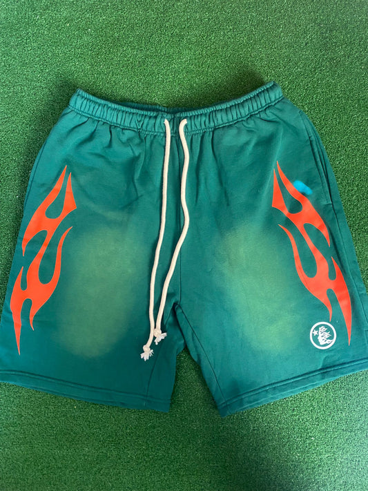 Pantalon corto Hellstar verde
