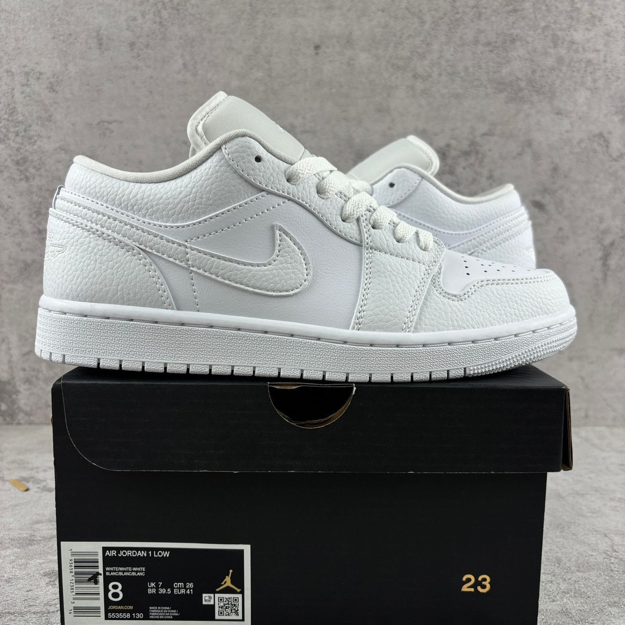 Air Jordan 1 Low